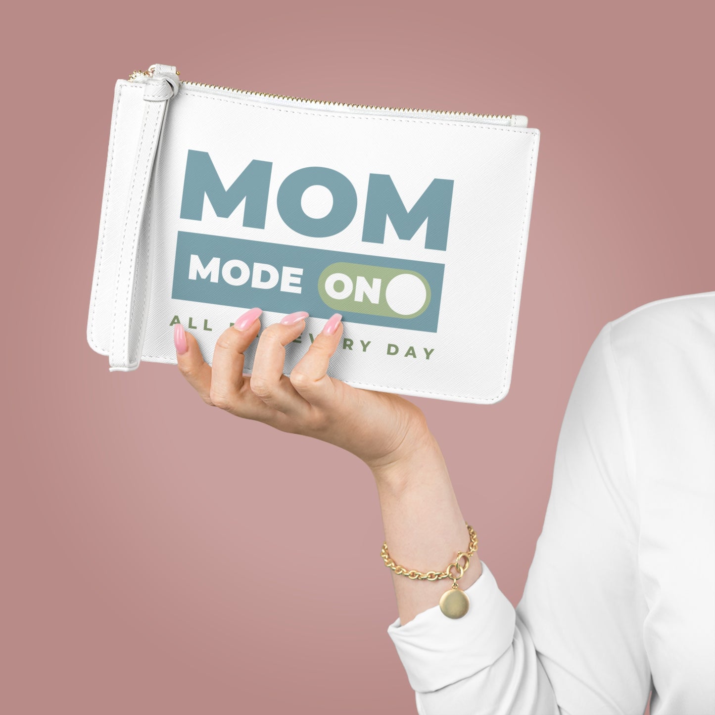 Mom Mode = ON | Clutch Bag