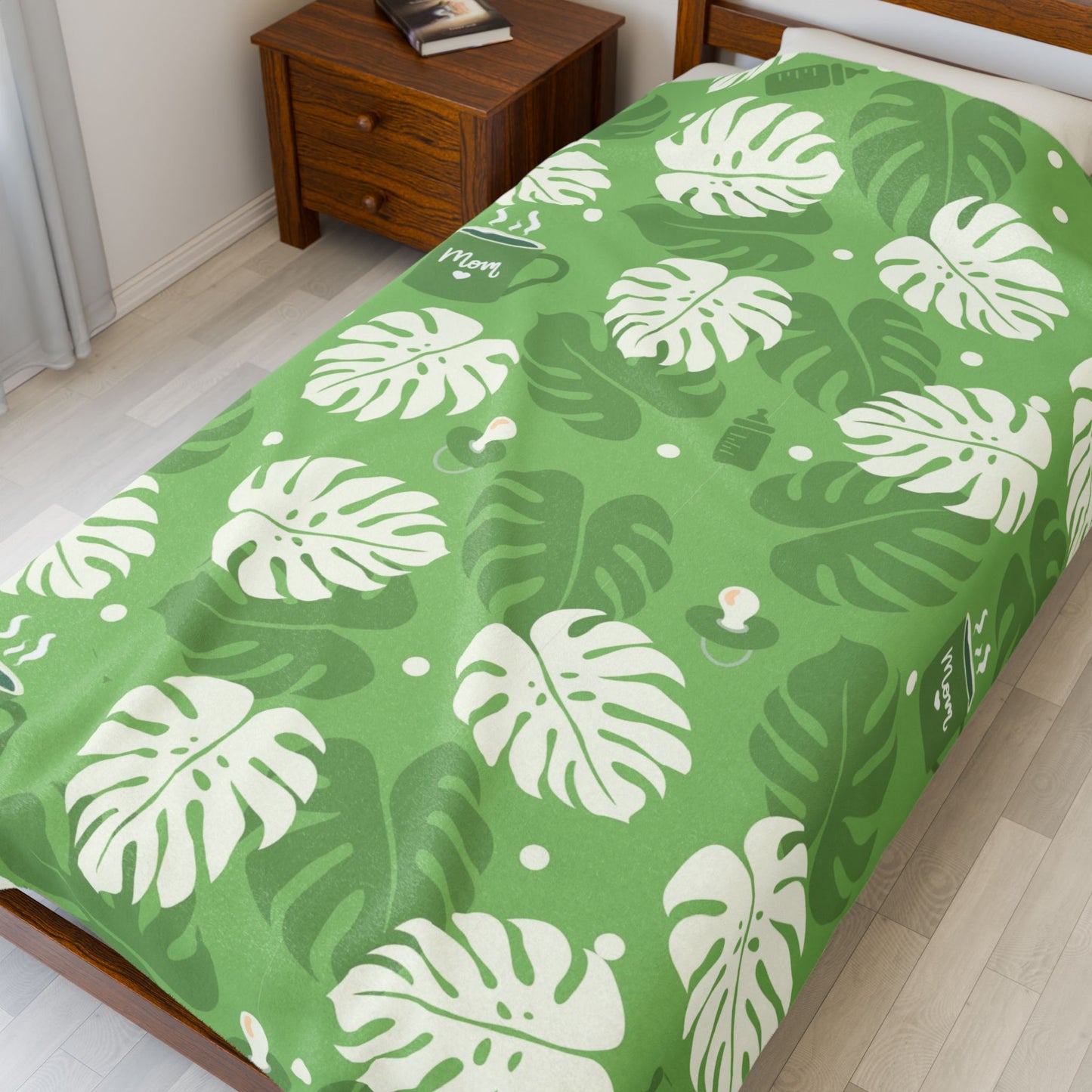 Mama Jungle | Velveteen Plush Blanket