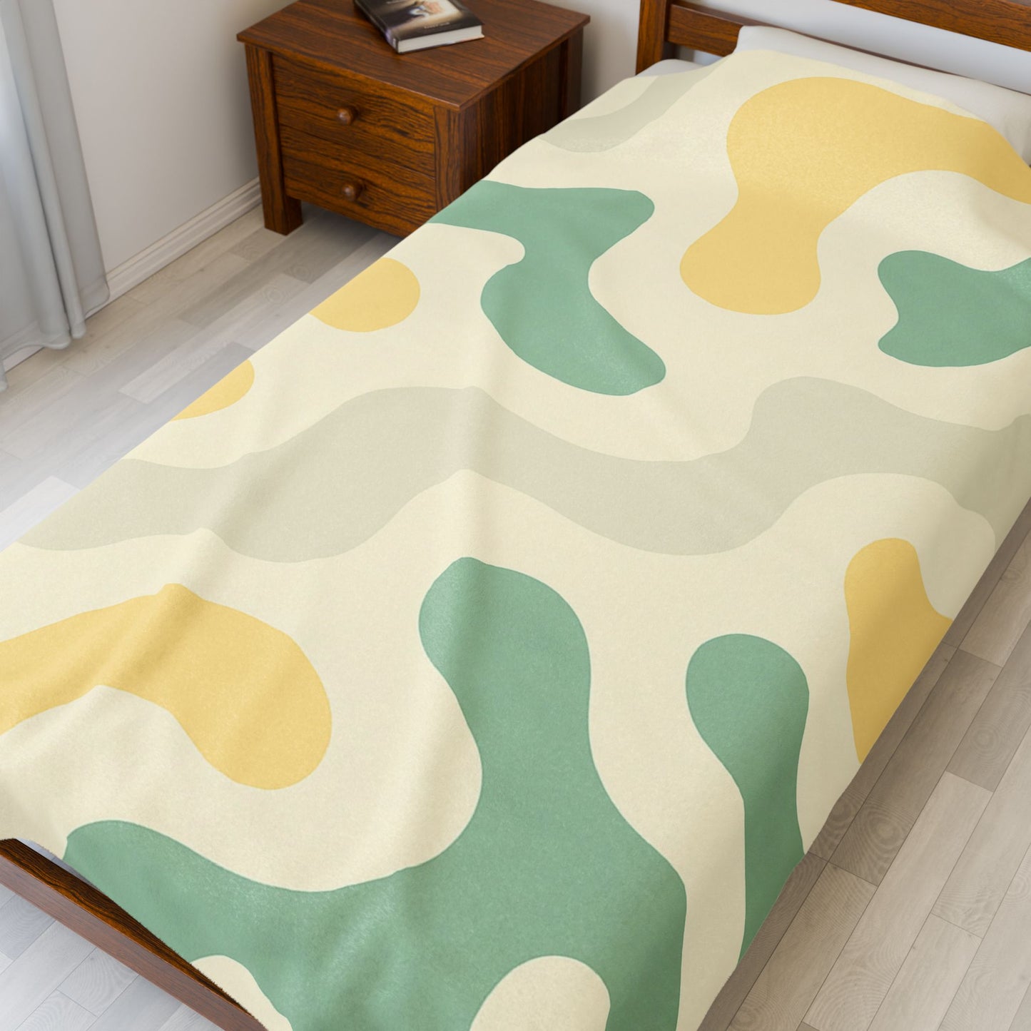 Spilled Milk | Velveteen Plush Blanket
